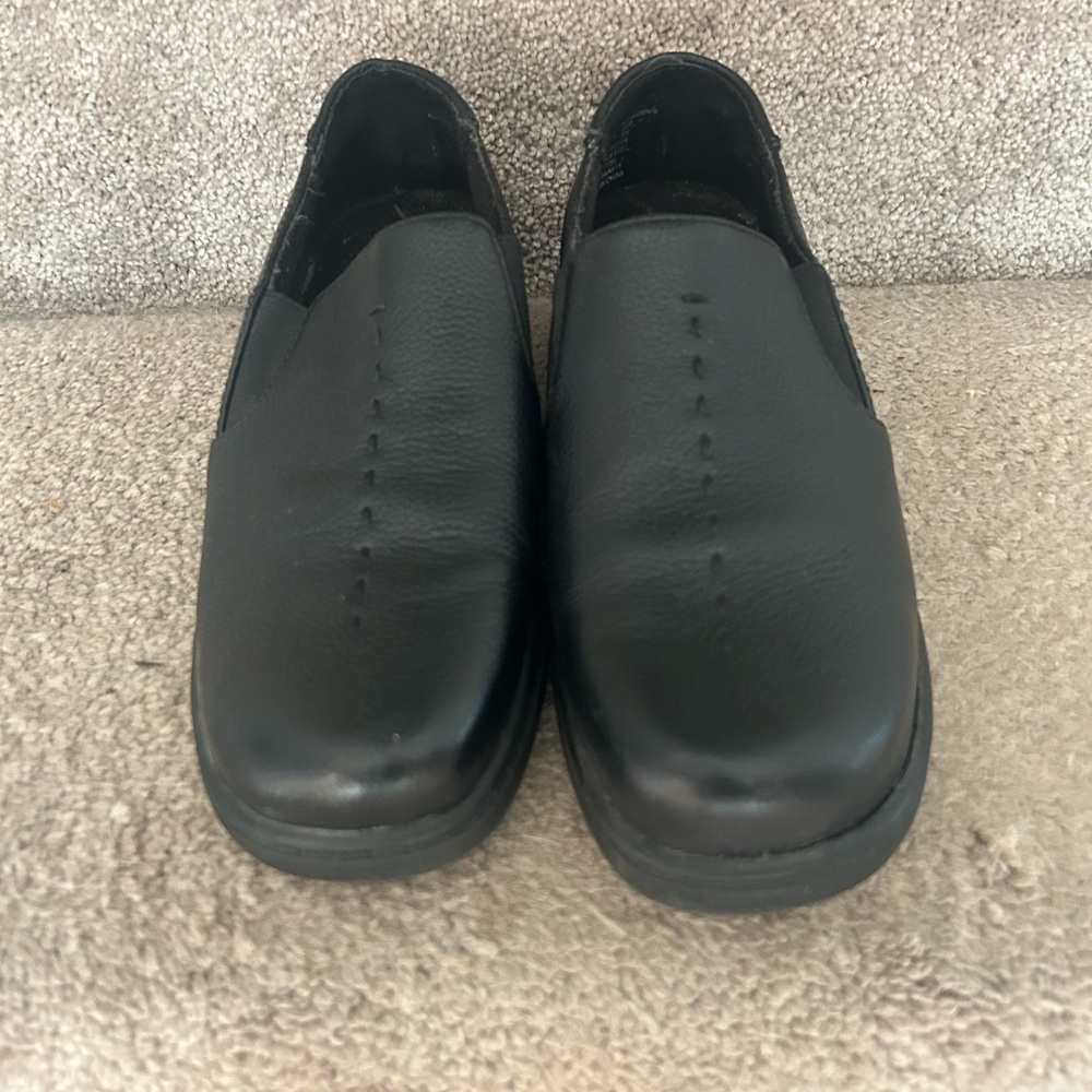 Elegant Black Leather Women's Loafers